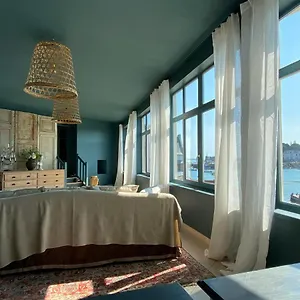  Bed & Breakfast La Maison Du Grand Rocher